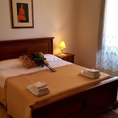 Palazzo Zimatore Residenza D'epoca 皮佐