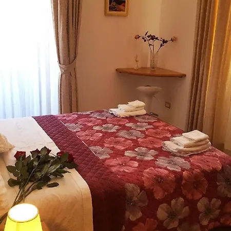 מלון דירות Palazzo Zimatore Residenza D'epoca פיצו