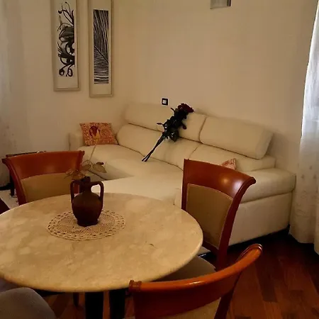 Apartahotel Palazzo Zimatore Residenza D'epoca 3*