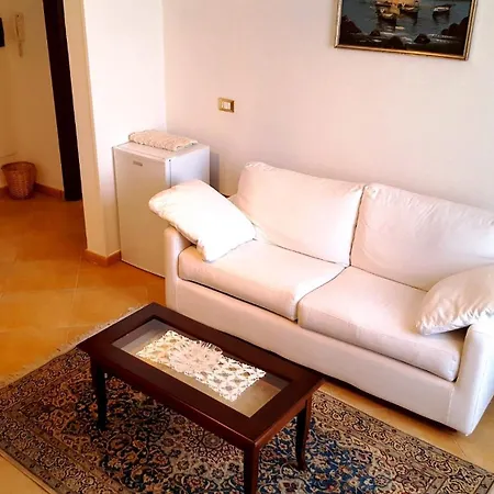 Palazzo Zimatore Residenza D'epoca 3* פיצו