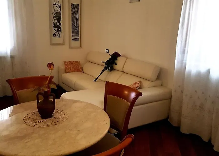 Palazzo Zimatore Residenza D'epoca Apart-hotel Pizzo (Calabria)